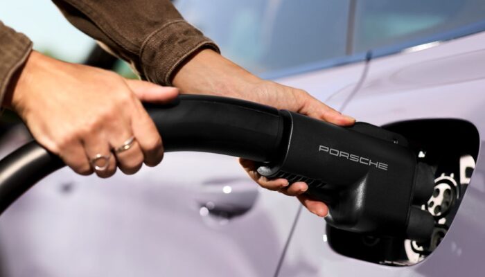Rencana EV Porsche gagal, SUV andalan akan rilis dengan mesin bensin