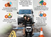 Hati-hati berkendara di jalan rusak